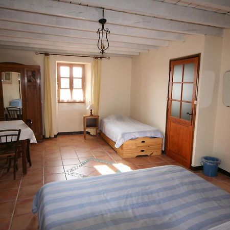 Mas Des Tours Chambre D'Hotes Tornac ภายนอก รูปภาพ