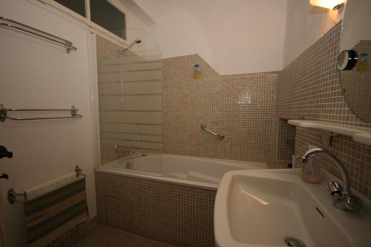 Mas Des Tours Chambre D'Hotes Tornac ภายนอก รูปภาพ